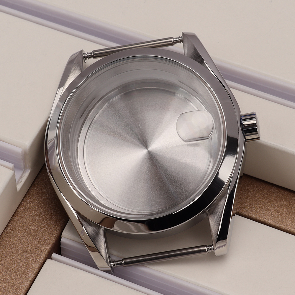NH35ケース 39mm ベベルエッジ ポリッシュベゼル 腕 - Reel Case のレビューと価格
